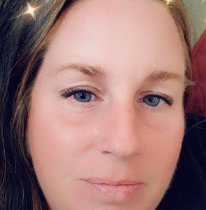 Meet your Posher, Liz